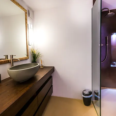 Le Bijou Mh6 Jacuzzi Penthouse At Muensterhof / Paradeplatz 아파트 *