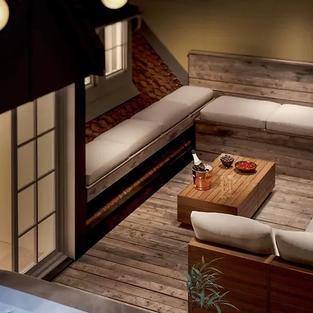 Le Bijou Mh6 Jacuzzi Penthouse At Muensterhof / Paradeplatz Curych